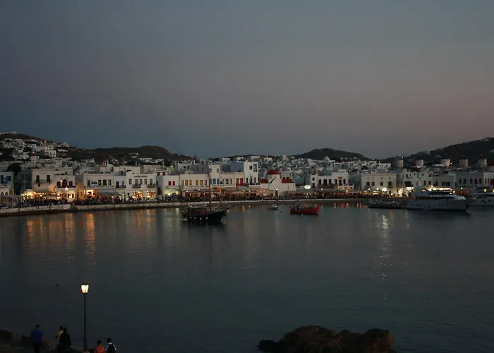 Starlight Luxury Mykonos Town