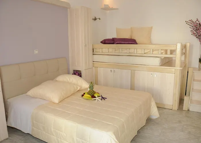 Starlight Luxury Mykonos Town